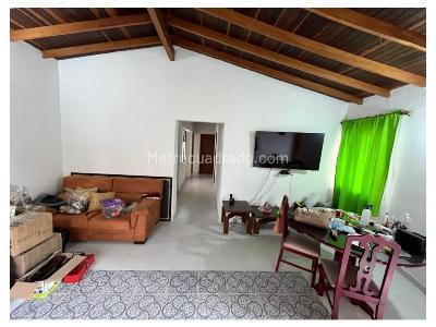 Apartamento de 3 alcobas en venta en Restrepo, Sabaneta, 88 m² · foto 2 de 20