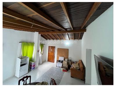 Apartamento de 3 alcobas en venta en Restrepo, Sabaneta, 88 m² · foto 3 de 20