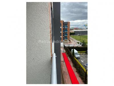 Apartamento en venta en Conjunto Residencial Ecoloft, Chía · foto 6 de 20