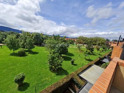 Casa de 4 alcobas en venta en Camino De Arrayanes, Bogotá, 162 m² · foto 2 de 20