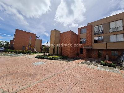 Casa de 4 alcobas en venta en Camino De Arrayanes, Bogotá, 162 m² · foto 4 de 20