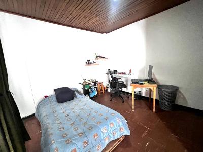 Casa de 5 alcobas en venta en Bosque Calderon, Bogotá, 165 m² · foto 14 de 20