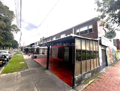 Casa de 3 alcobas en venta en Alamos Norte, Bogotá, 144 m² · foto 3 de 17