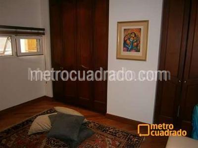 Apartamento de 3 alcobas en venta en Chico Virrey, Bogotá, 250 m² · foto 9 de 20