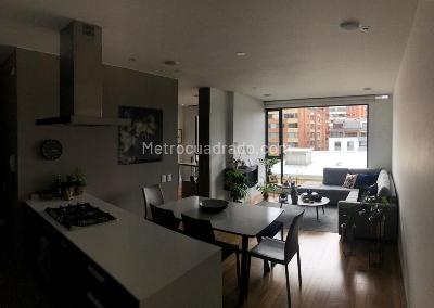 Apartamento de 2 alcobas en venta en El Nogal, Bogotá, 87 m² · foto 2 de 14