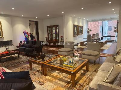Apartamento de 3 alcobas en venta en Rosales Bella Vista, Bogotá, 321 m² · foto 3 de 20