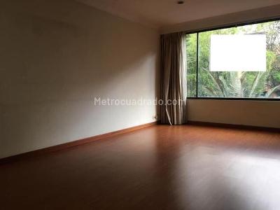 Apartamento en venta en La Cabrera, Bogotá · foto 4 de 9