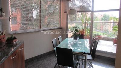 Apartamento de 3 alcobas en venta en Rosales Pietramonte, Bogotá, 335 m² · foto 10 de 20