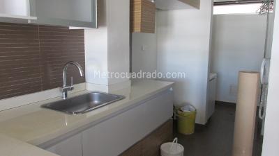 Apartamento de 2 alcobas en venta en Santa Barbara, Bogotá, 66 m² · foto 13 de 20