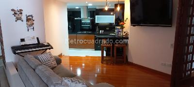 Apartamento de 3 alcobas en venta en Unicentro Santa Barbara, Bogotá, 150 m² · foto 3 de 20