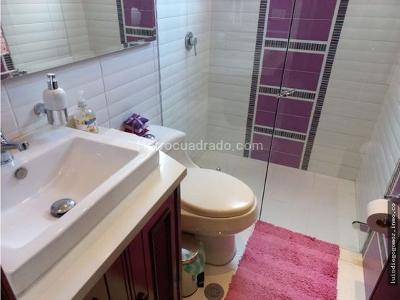 Apartamento de 3 alcobas en venta en Santa Barbara Unicentro Buganvillia, Bogotá, 173 m² · foto 9 de 20