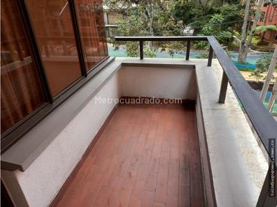 Apartamento de 3 alcobas en venta en Santa Barbara Unicentro Buganvillia, Bogotá, 173 m² · foto 4 de 20