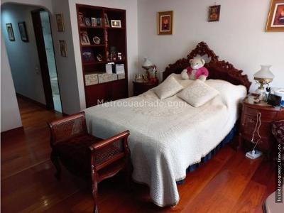 Apartamento de 3 alcobas en venta en Santa Barbara Unicentro Buganvillia, Bogotá, 173 m² · foto 6 de 20