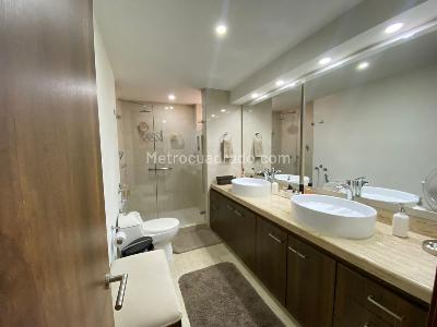 Apartamento en venta en Chico La Cabrera, Bogotá · foto 6 de 11