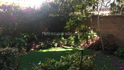 Casa de 3 alcobas en venta en Santa Barbara Central, Bogotá, 450 m² · foto 19 de 20