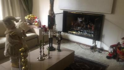 Casa de 3 alcobas en venta en Santa Barbara Central, Bogotá, 450 m² · foto 4 de 20