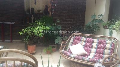 Casa de 3 alcobas en venta en Santa Barbara Central, Bogotá, 450 m² · foto 7 de 20
