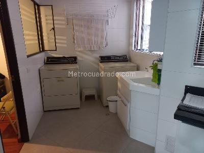 Apartamento de 3 alcobas en venta en Bella Suiza Baja, Bogotá, 230 m² · foto 15 de 20