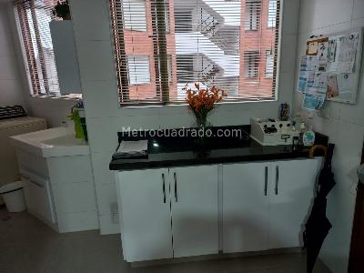 Apartamento de 3 alcobas en venta en Bella Suiza Baja, Bogotá, 230 m² · foto 16 de 20