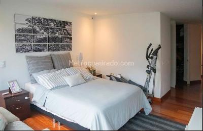 Apartamento de 3 alcobas en venta en Rosales Otro, Bogotá · foto 5 de 9