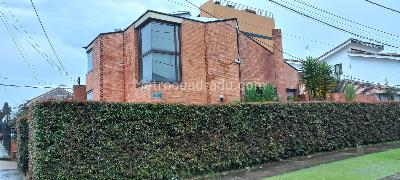 Casa de 3 alcobas en venta en Niza Antigua, Bogotá, 300 m² · foto 19 de 20