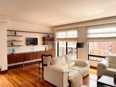 Apartamento de 3 alcobas en venta en Bellavista Rosales, Bogotá, 176 m² · foto 3 de 20