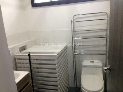 Apartaestudio en venta en Santa Barbara Unicentro, Bogotá, 50 m² · foto 8 de 20