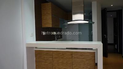 Apartaestudio en venta en Santa Barbara Unicentro, Bogotá, 50 m² · foto 2 de 20