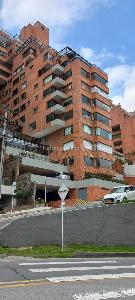 Apartamento de 3 alcobas en venta en Chico Alto Chico, Bogotá, 325 m² · foto 19 de 20