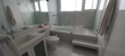 Apartamento de 3 alcobas en venta en Chico Alto Chico, Bogotá, 325 m² · foto 3 de 20