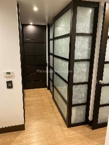 Apartamento de 3 alcobas en venta en Santa Barbara Unicentro, Bogotá, 156 m² · foto 10 de 20