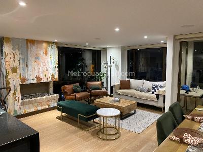Apartamento de 3 alcobas en venta en Santa Barbara Unicentro, Bogotá, 156 m² · foto 2 de 20