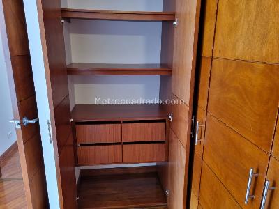 Apartamento en venta en Chico Navarra, Bogotá · foto 2 de 19