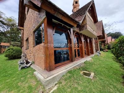 Casa de 4 alcobas en venta en Cerros De Suba, Bogotá, 490 m² · foto 15 de 20
