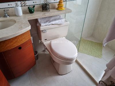 Apartamento de 4 alcobas en venta en San Patricio, Bogotá, 232 m² · foto 9 de 20