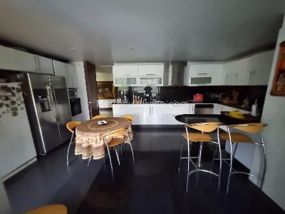 Apartamento de 4 alcobas en venta en San Patricio, Bogotá, 232 m² · foto 16 de 20