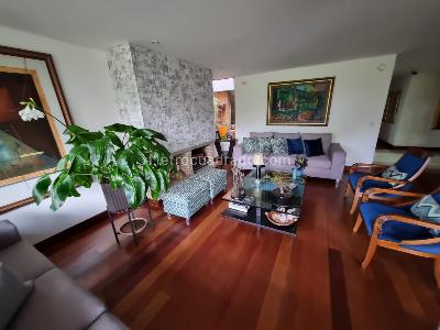 Apartamento de 4 alcobas en venta en San Patricio, Bogotá, 232 m² · foto 18 de 20