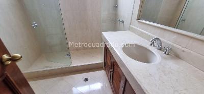 Apartamento de 3 alcobas en venta en Chico Museo, Bogotá, 161 m² · foto 5 de 20