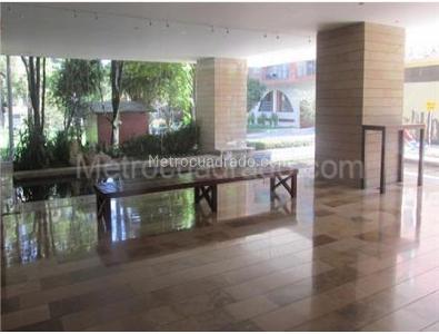 Apartamento de 3 alcobas en venta en Chico Reservado, Bogotá, 169 m² · foto 17 de 18