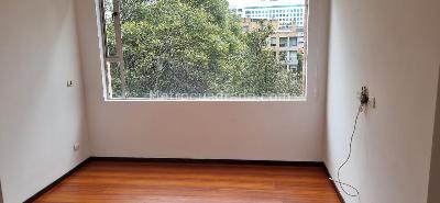 Apartamento de 3 alcobas en venta en Chico Reservado, Bogotá, 169 m² · foto 9 de 18