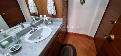 Apartamento en venta en La Carolina, Bogotá · foto 2 de 15