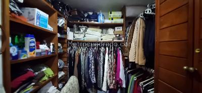Apartamento en venta en La Carolina, Bogotá · foto 4 de 15