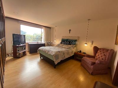 Apartamento de 3 alcobas en venta en Santa Barbara Multicentro, Bogotá, 139 m² · foto 13 de 20
