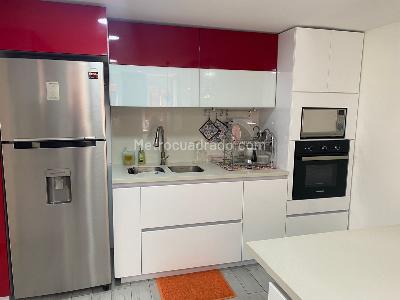 Apartamento de 3 alcobas en venta en Santa Barbara Multicentro, Bogotá, 139 m² · foto 16 de 20