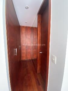 Apartamento de 2 alcobas en venta en Chico Navarra, Bogotá, 98 m² · foto 16 de 20