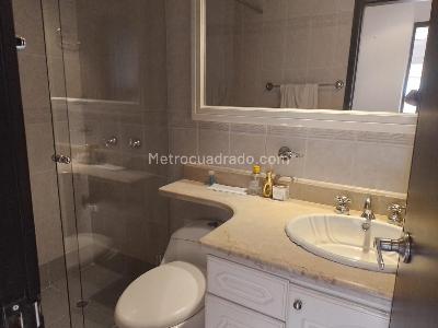 Apartamento en venta en Santa Barbara Central, Bogotá · foto 12 de 20