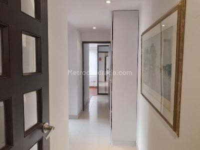 Apartamento en venta en Santa Barbara Central, Bogotá · foto 7 de 20
