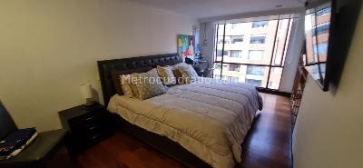 Apartamento de 3 alcobas en venta en Santa Barbara Central, Bogotá, 155 m² · foto 11 de 18