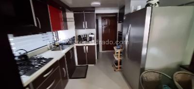 Apartamento de 3 alcobas en venta en Santa Barbara Central, Bogotá, 155 m² · foto 13 de 18