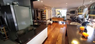 Apartamento de 3 alcobas en venta en Santa Barbara Central, Bogotá, 155 m² · foto 14 de 18